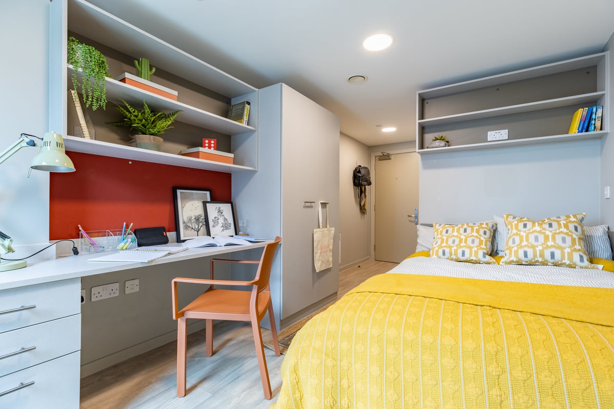 Block A Superior Gold Floors 11-14 to let at Calico, Norton Street ...