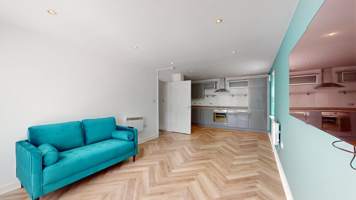 2 bed student house to let St Ann's Place, Kirkstall, Leeds, LS5 3LF ...