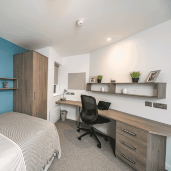 Deluxe Room - Image 2