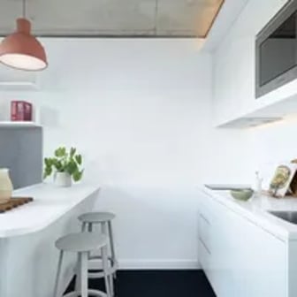 Medium Studio - Image 2