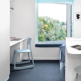 Standard Studio - Image 1