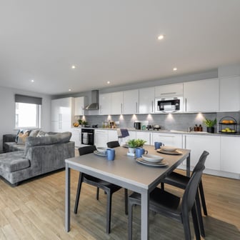 Classic En-suite - Image 7