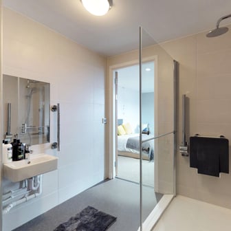 Superior En-suite - Image 7