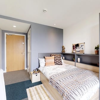 Classic En-suite - Image 3
