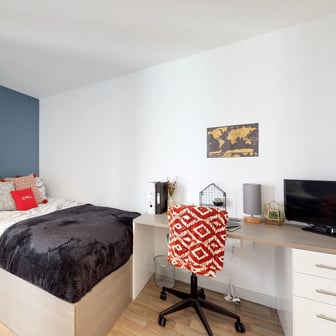 Premium Studio - Image 1