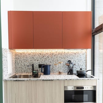 Penthouse Studio - Image 4