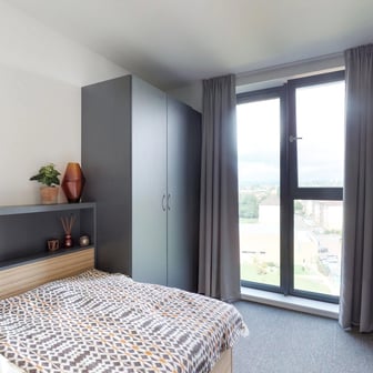 Premium En-suite - Image 1