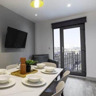Premium En-suite - Image 9