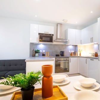 Premium En-suite - Image 7