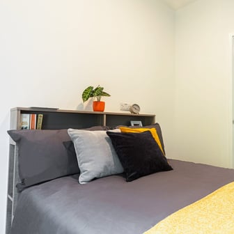 Deluxe En Suite - Image 3