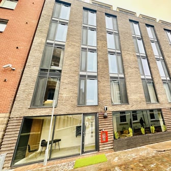 Studio (Top Floor) - Image 7