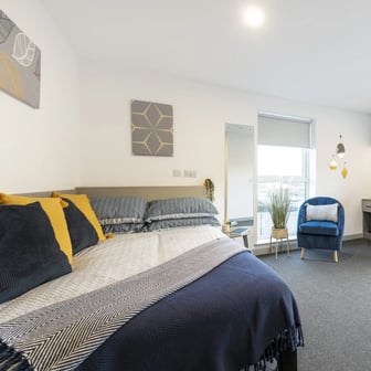 Platinum En Suite - Image 1