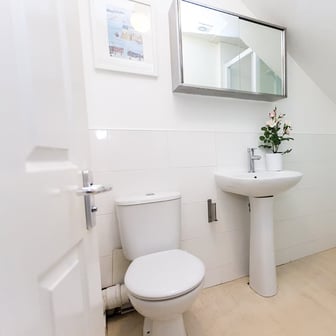 Standard 2 Bed - Image 3