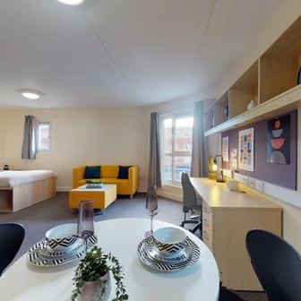 Premium Studio - Image 1