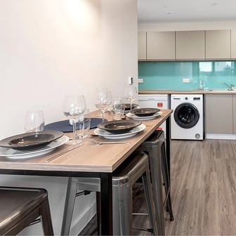 Classic En Suite - Image 3