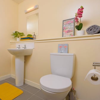 Single Bed Flat - Image 12