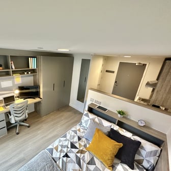 Studio (Ground Floor) - Image 2