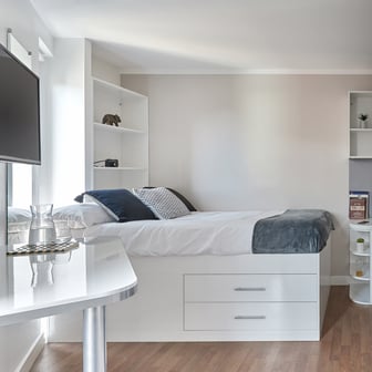 Corner Studio - Image 1