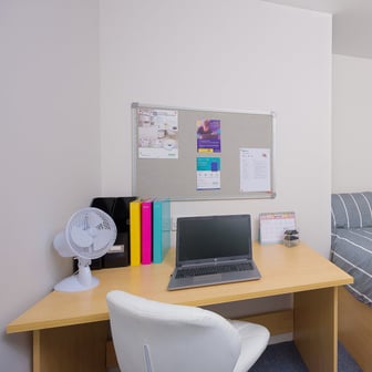 Single Bed Flat - Image 3
