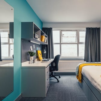 Superior Plus 5 Bed - Image 1