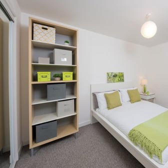 Premium 2 Bed Maisonette With Study - Image 5