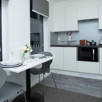Executive Studio - Image 3