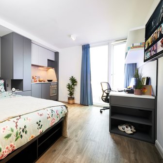 Premium - Image 1
