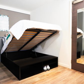 Twin Room - Image 3