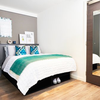 Twin Room - Image 2