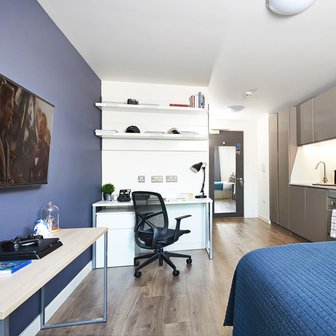 Premium Plus - Image 3