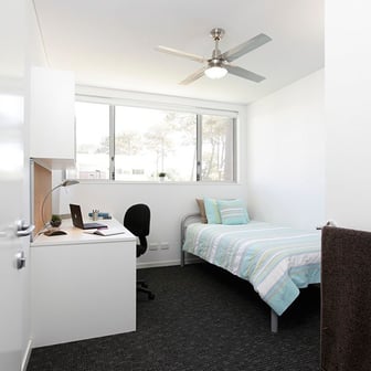 North Two Bedroom Shared Apartment - Image 2