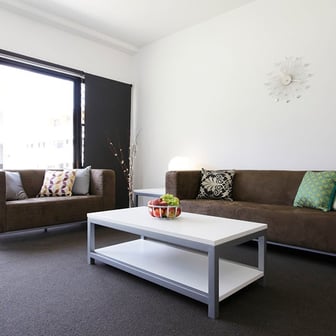 Standard Eight Bedroom Shared Apartment - Image 4