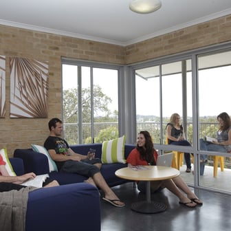 Standard 6 Bedroom Shared Apartment - Image 5