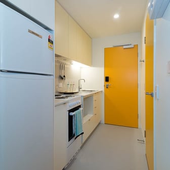 Twin Share Large Studio - Image 2