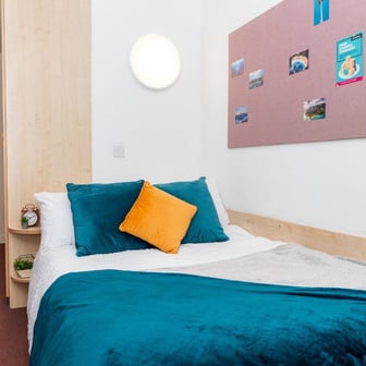 Double En-Suite - Image 3