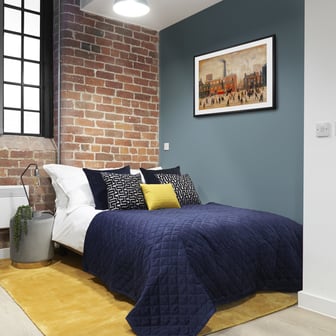 Premium Studio - Image 1