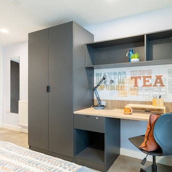 Cozy En Suite - Image 7