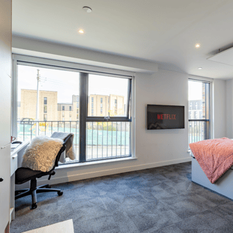 Diamond Studio - Image 1