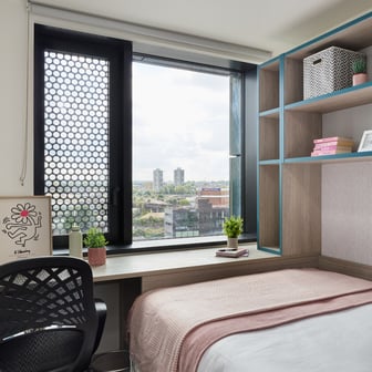 Ensuite Bedroom - Image 1