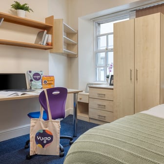 Classic Georgian Room - Image 8