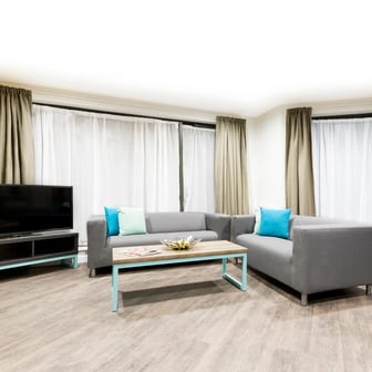 Deluxe Studio - Image 5