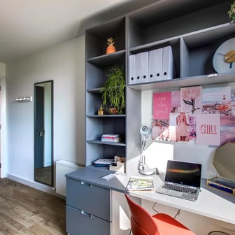 Premium En Suite - Image 3