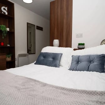 Double En-suite - Image 1