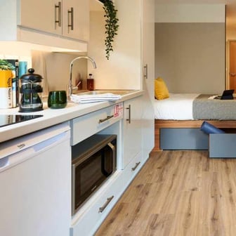 Studio Penthouse Plus - Image 3