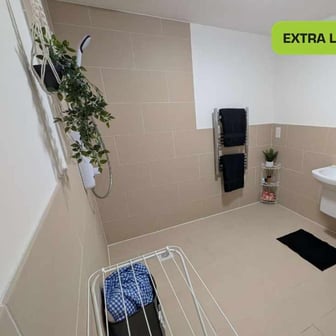Penthouse Large Deluxe Studio - Image 10