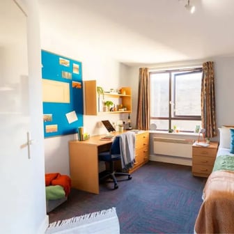 Double En-suite - Image 1