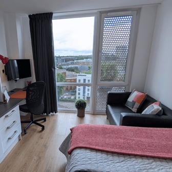 Upper Deluxe With City View (Blocks A-D) - Image 7