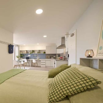 Platinum Studio - Image 1