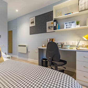 5 Bed Club En-suite - Image 6