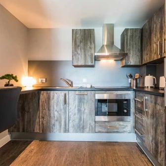 1 bed Penthouse - Image 2